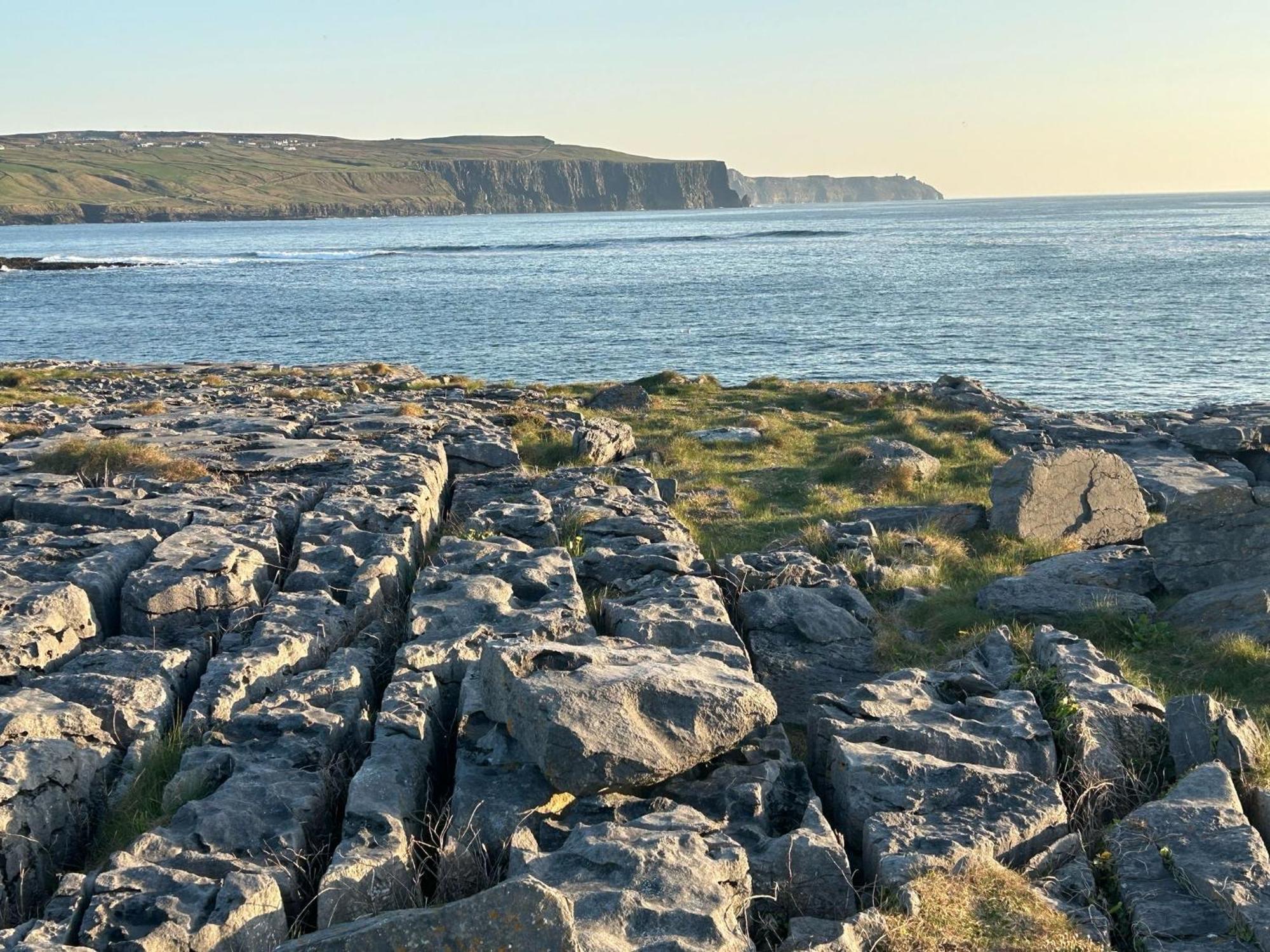 Doolin Village Accomodation Buitenkant foto